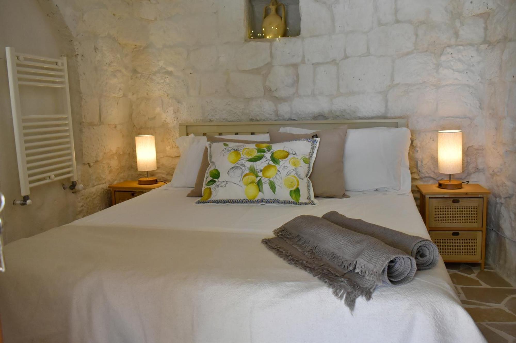 Terre D'Amore - For Couples Hotel Ostuni Bagian luar foto